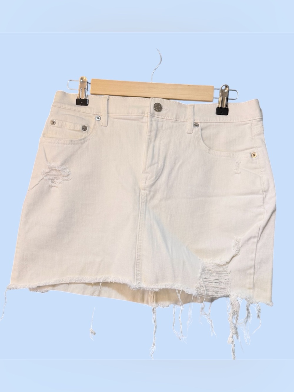 GAP White Distressed Denim Mini Skirt